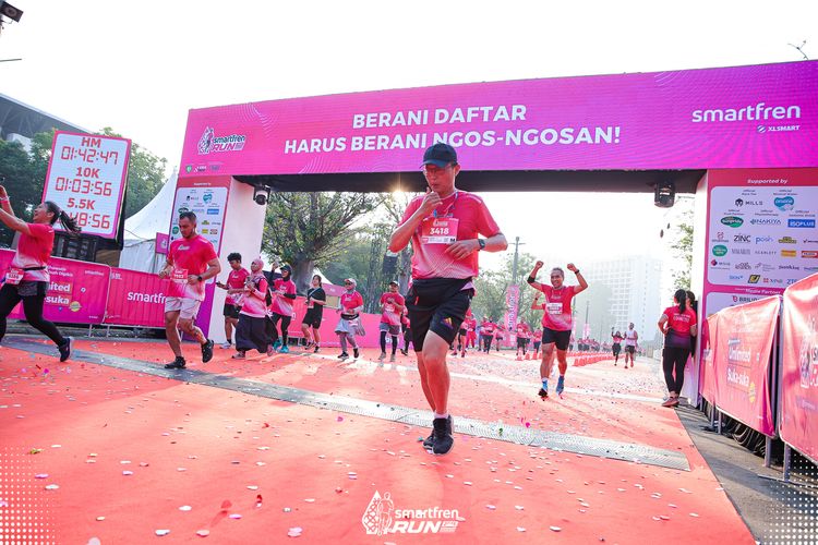 Race photo from Smartfren Run 2025 