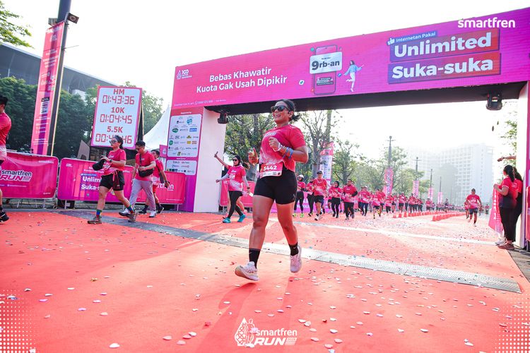 Race photo from Smartfren Run 2025 