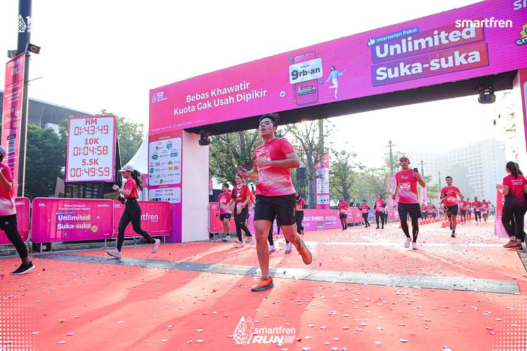 Race photo from Smartfren Run 2025 