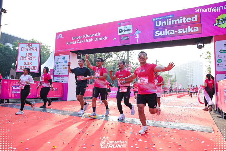 Race photo from Smartfren Run 2025 