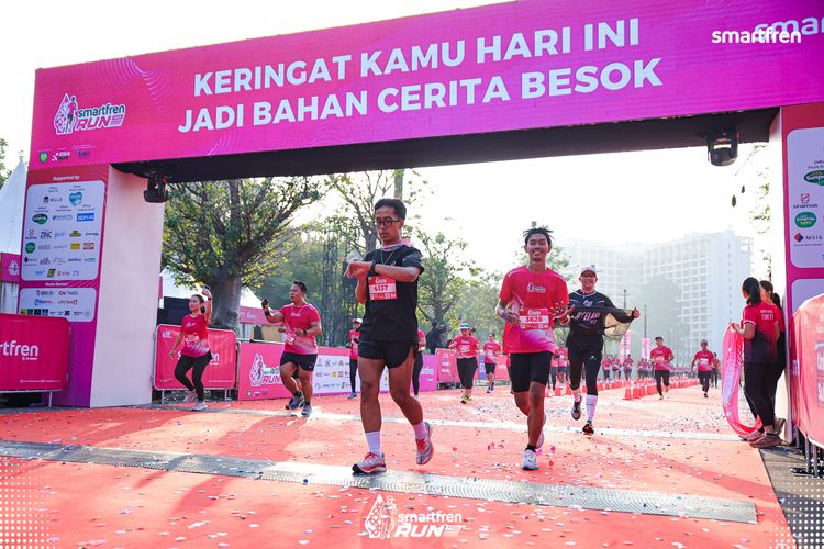 Race photo from Smartfren Run 2025 
