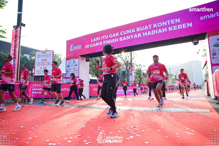 Race photo from Smartfren Run 2025 