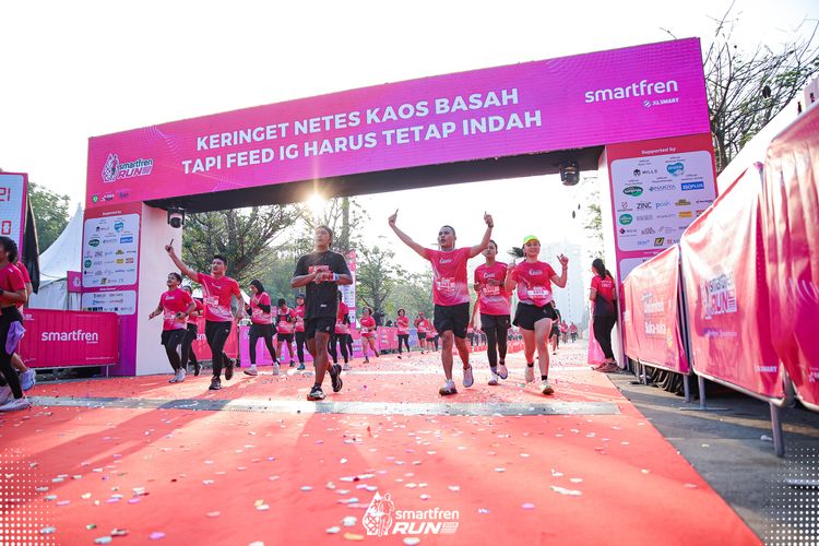 Race photo from Smartfren Run 2025 