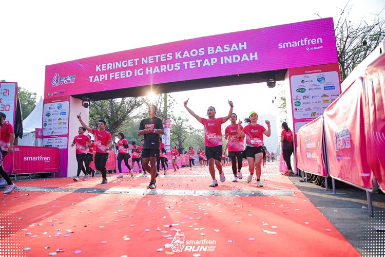 Race photo from Smartfren Run 2025 