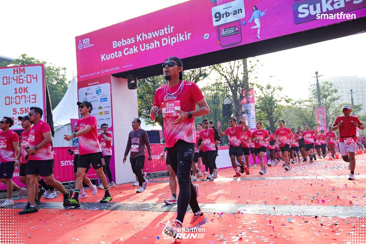 Race photo from Smartfren Run 2025 