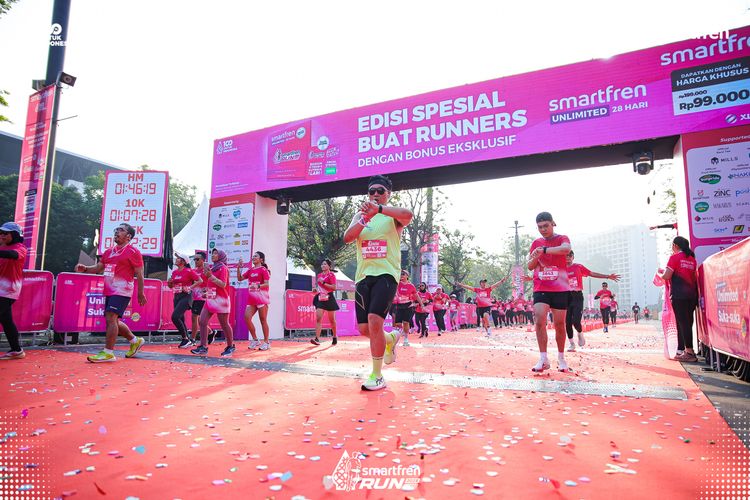 Race photo from Smartfren Run 2025 