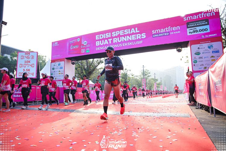 Race photo from Smartfren Run 2025 