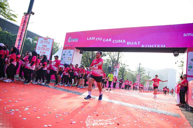 Race photo from Smartfren Run 2025 