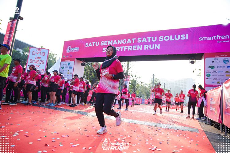 Race photo from Smartfren Run 2025 