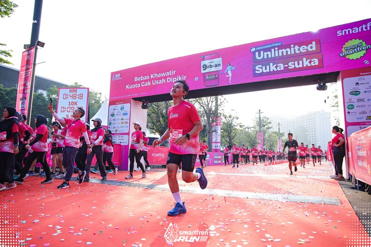 Race photo from Smartfren Run 2025 
