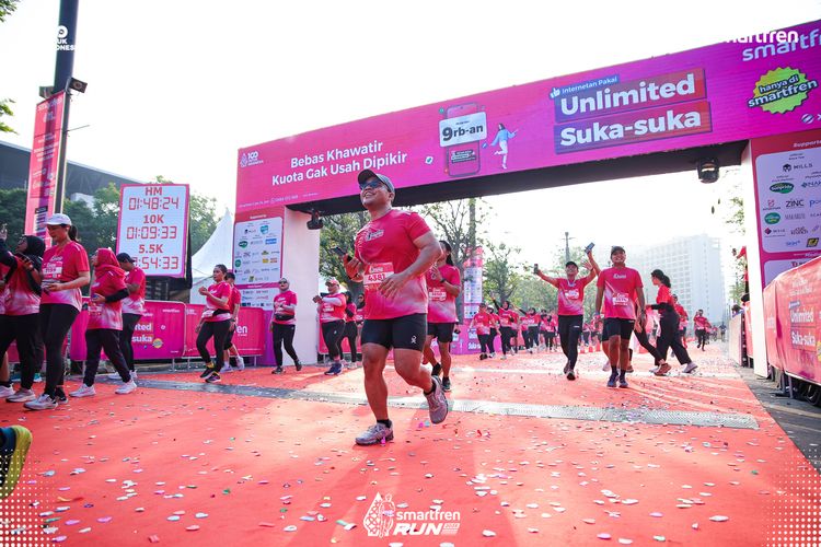 Race photo from Smartfren Run 2025 