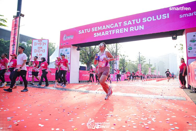 Race photo from Smartfren Run 2025 