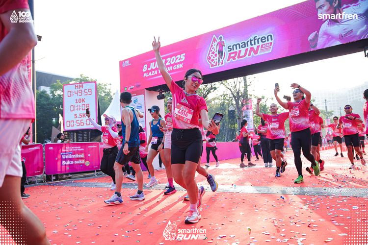 Race photo from Smartfren Run 2025 