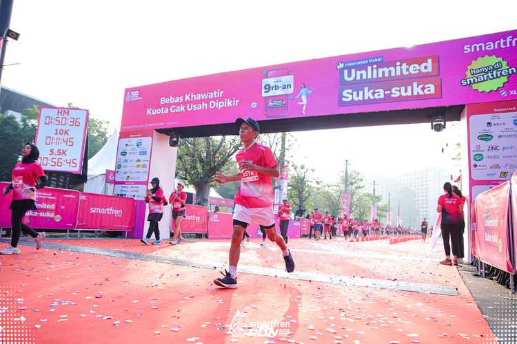 Race photo from Smartfren Run 2025 