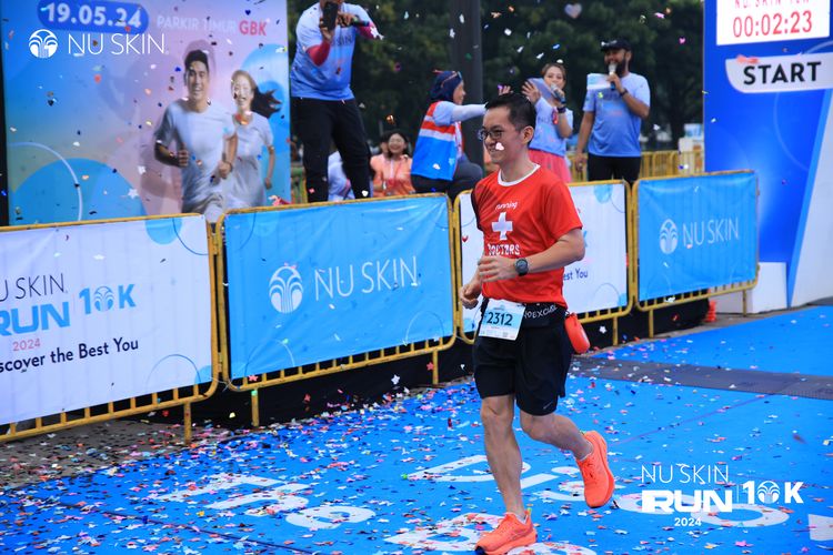 Race photo from Nu Skin Run 10K
