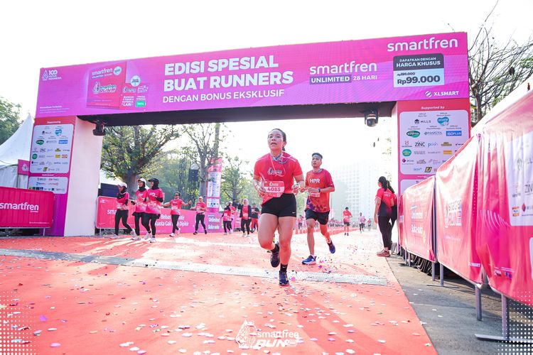 Race photo from Smartfren Run 2025 