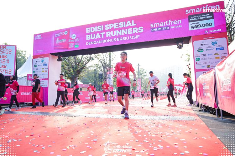 Race photo from Smartfren Run 2025 