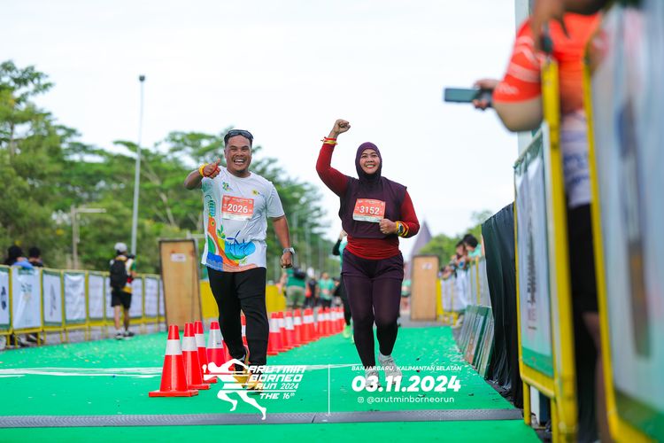 Race photo from Arutmin Borneo Run 2024