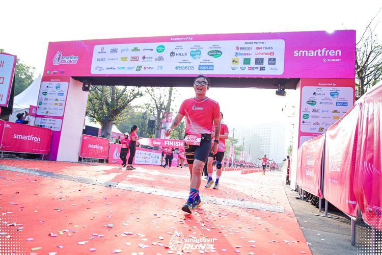 Race photo from Smartfren Run 2025 