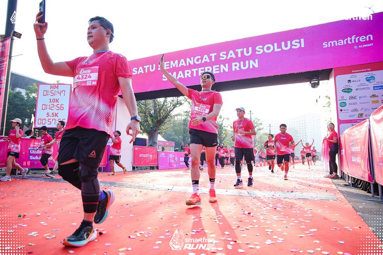 Race photo from Smartfren Run 2025 
