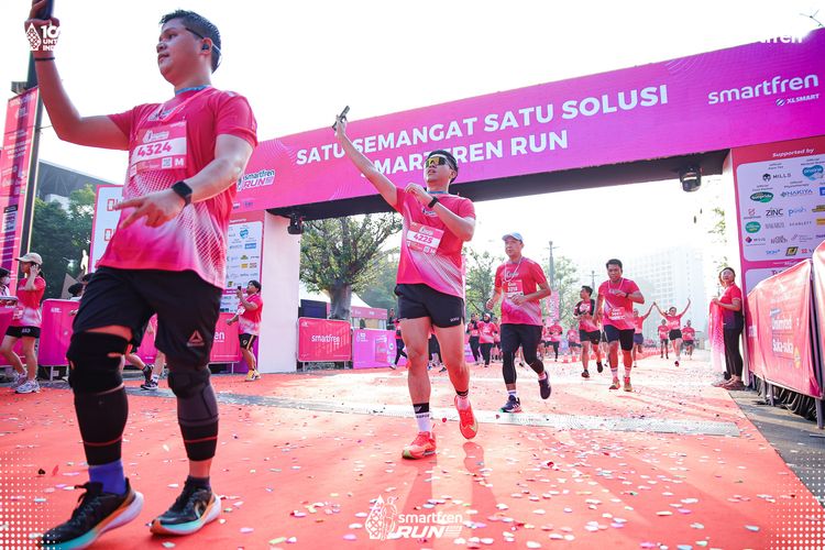 Race photo from Smartfren Run 2025 