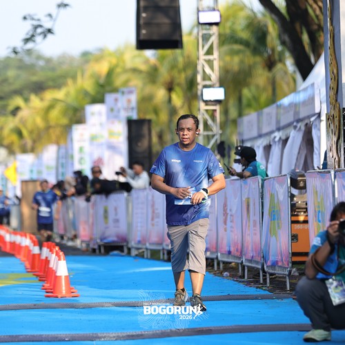 Race photo from BOGORUN 2026