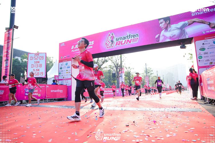 Race photo from Smartfren Run 2025 