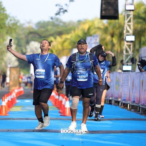 Race photo from BOGORUN 2026