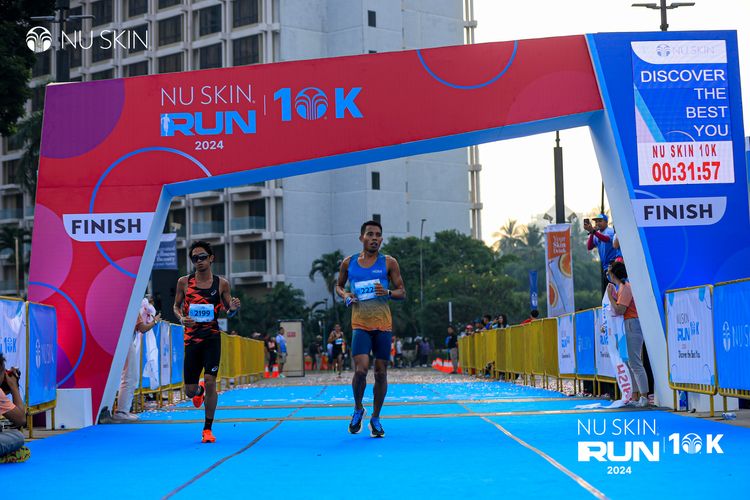 Race photo from Nu Skin Run 10K