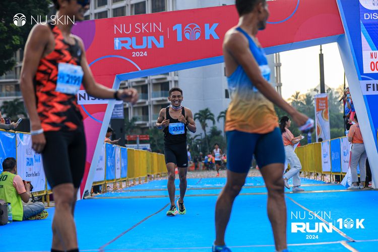 Race photo from Nu Skin Run 10K