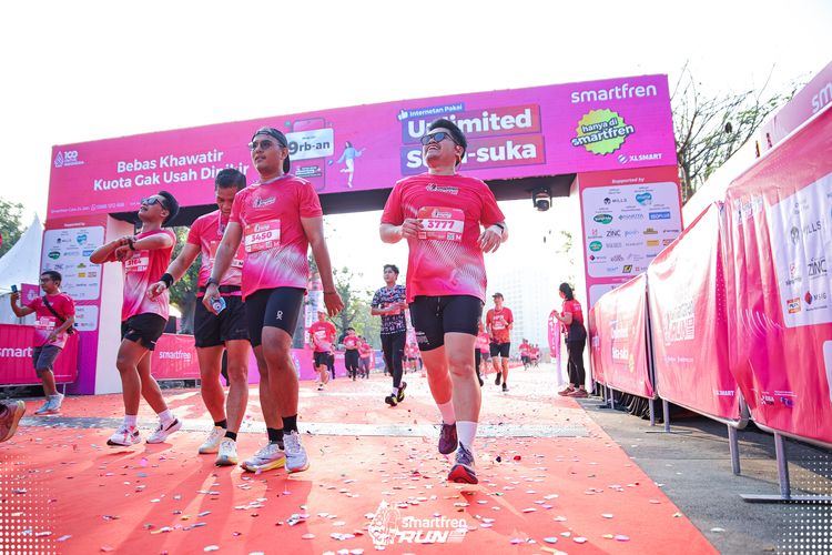 Race photo from Smartfren Run 2025 