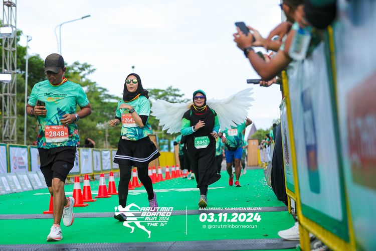 Race photo from Arutmin Borneo Run 2024