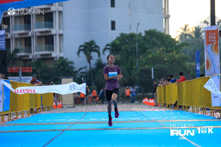 Race photo from Nu Skin Run 10K