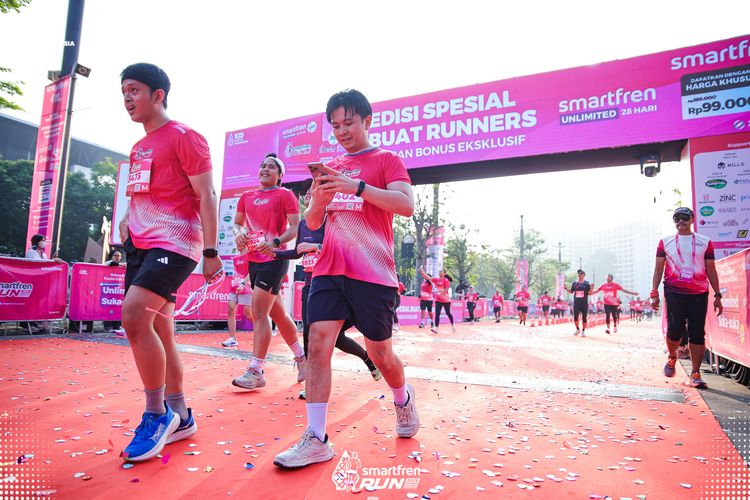 Race photo from Smartfren Run 2025 