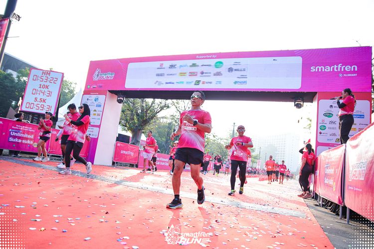 Race photo from Smartfren Run 2025 