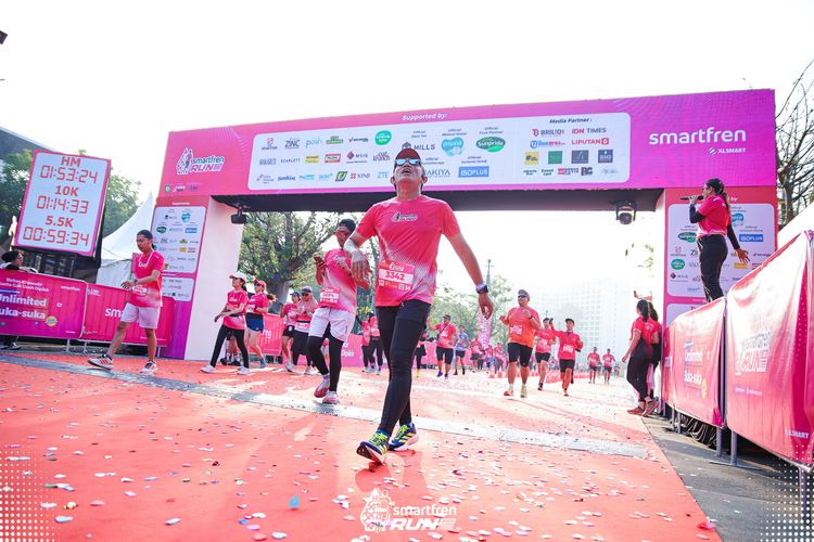Race photo from Smartfren Run 2025 
