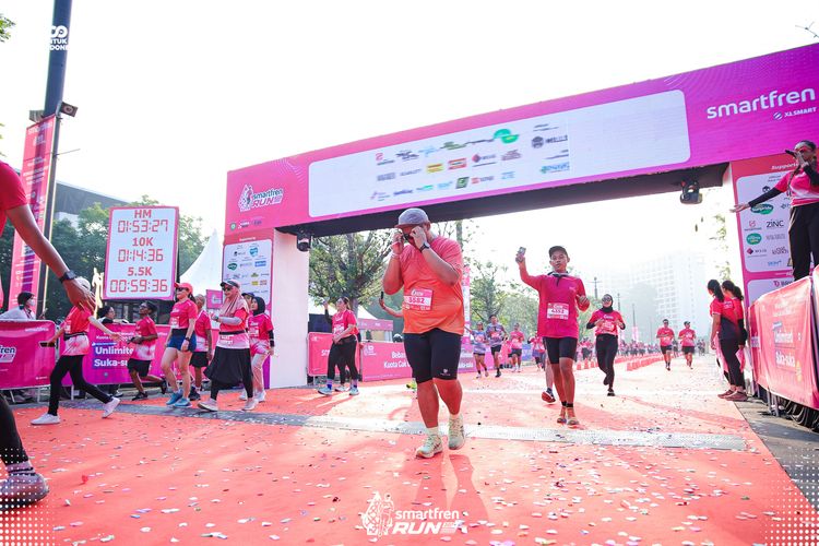 Race photo from Smartfren Run 2025 