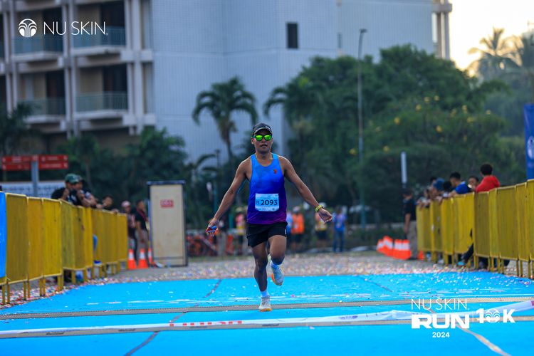 Race photo from Nu Skin Run 10K
