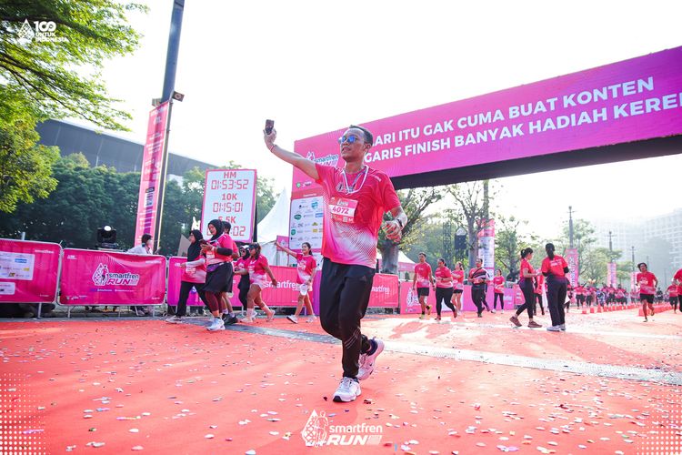 Race photo from Smartfren Run 2025 