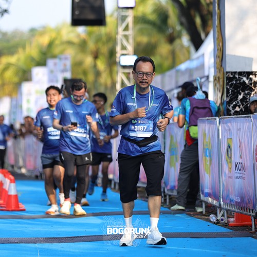 Race photo from BOGORUN 2026