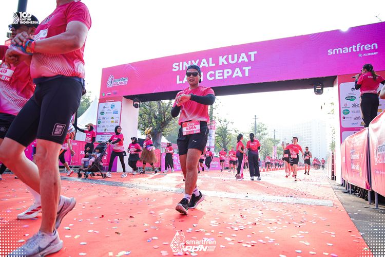 Race photo from Smartfren Run 2025 