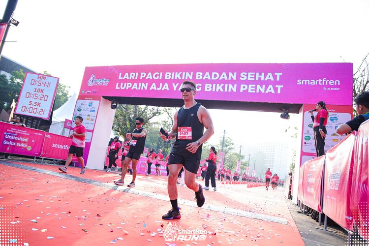 Race photo from Smartfren Run 2025 
