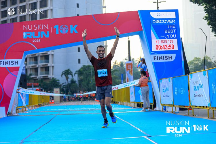 Race photo from Nu Skin Run 10K