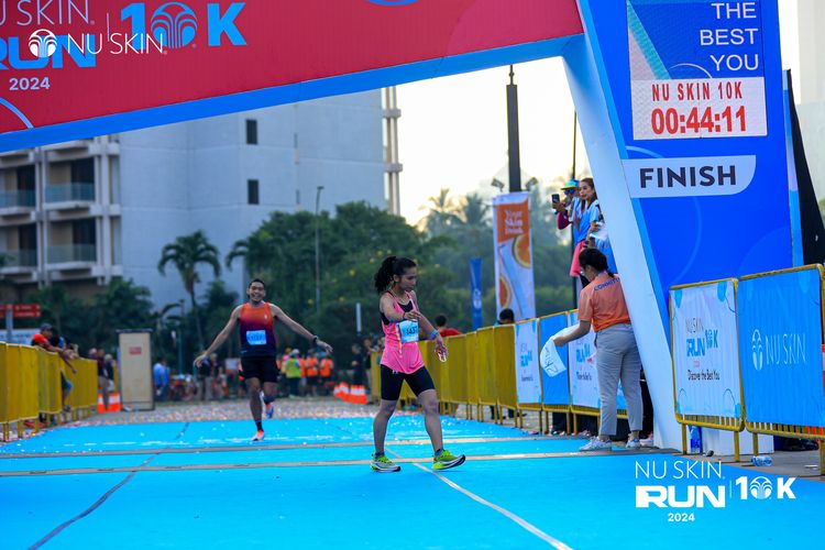 Race photo from Nu Skin Run 10K