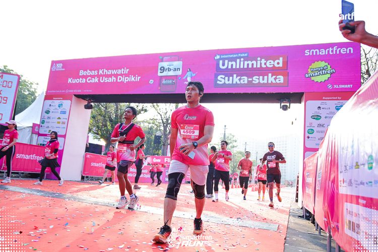 Race photo from Smartfren Run 2025 