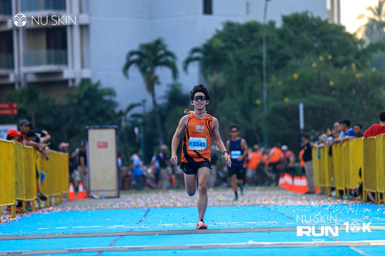 Race photo from Nu Skin Run 10K