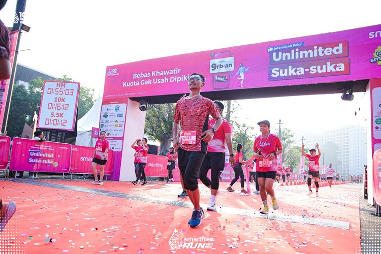 Race photo from Smartfren Run 2025 