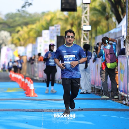 Race photo from BOGORUN 2026