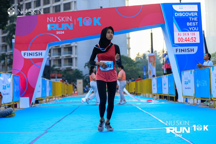 Race photo from Nu Skin Run 10K
