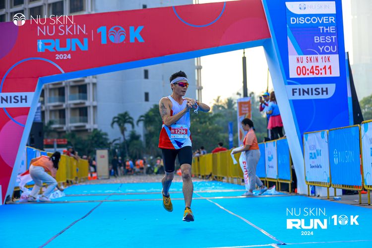 Race photo from Nu Skin Run 10K
